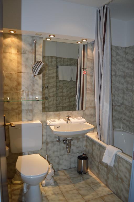 City Hotel Kassel Luaran gambar