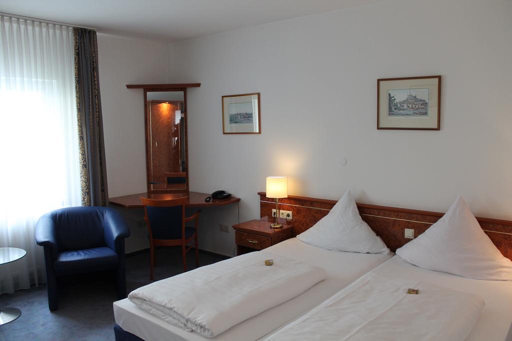 City Hotel Kassel Bilik gambar